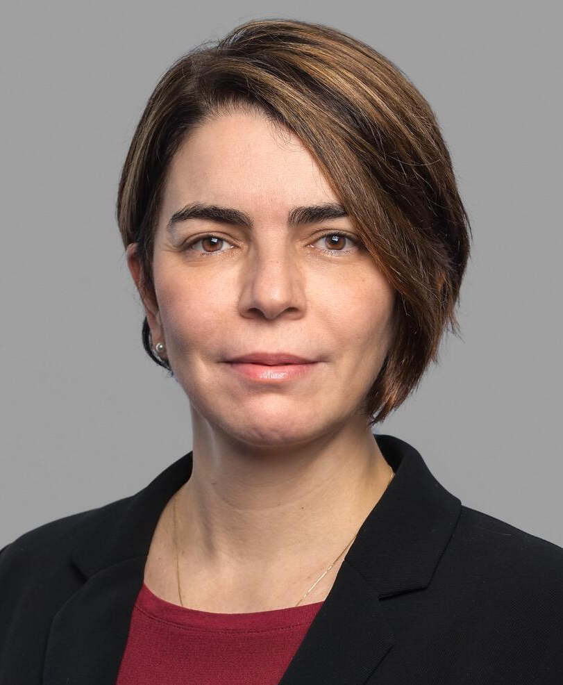 69a62e10539e3.png Vania_Zuin_portrait .png